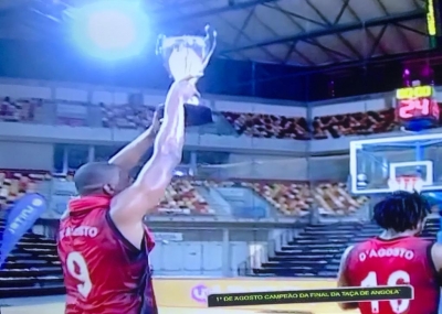 1°D'Agosto conquista Taça de Angola